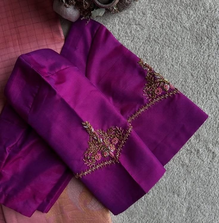 Pink blouse with kundan and gold embroidery
